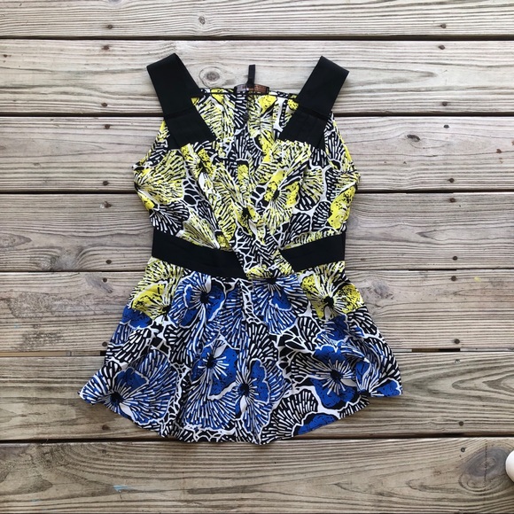 BCBGMaxAzria Tops - Bcbgmaxazria floral silk print blouse size small